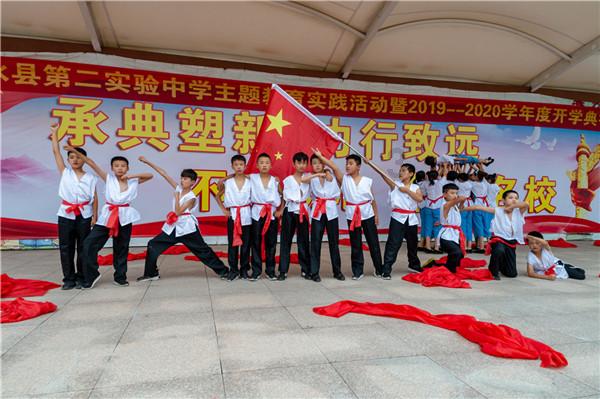 僵尸女友爱爬树
